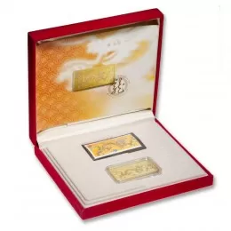2000 Canadian Heart of the Dragon 18-karat Gold Stamp & Postcard Set 2000 Canadian Heart of the Dragon 18-karat Gold Stamp & Postcard Set